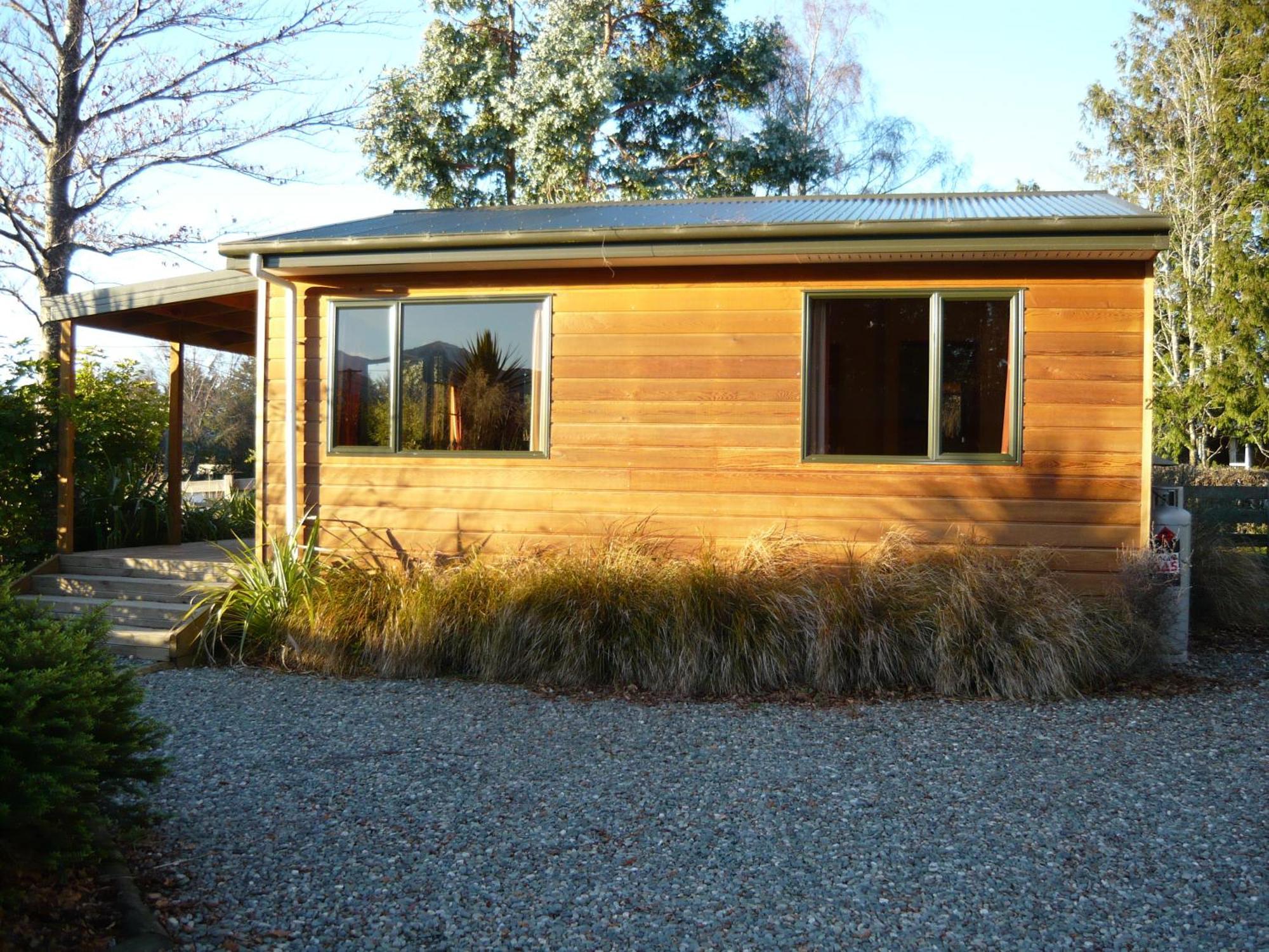 Birchwood Motel