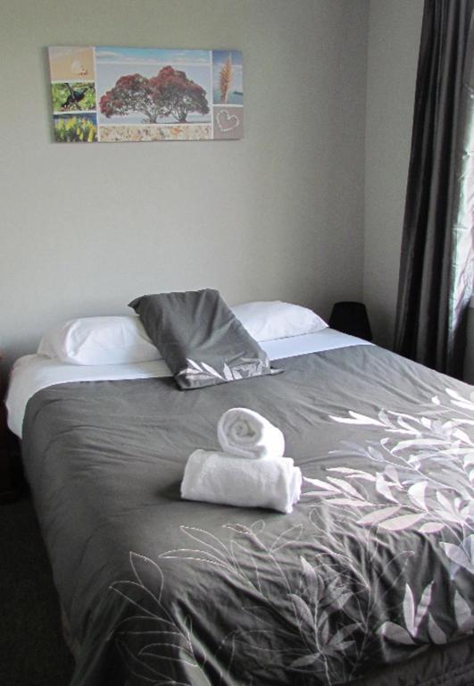 Birchwood Motel 4*